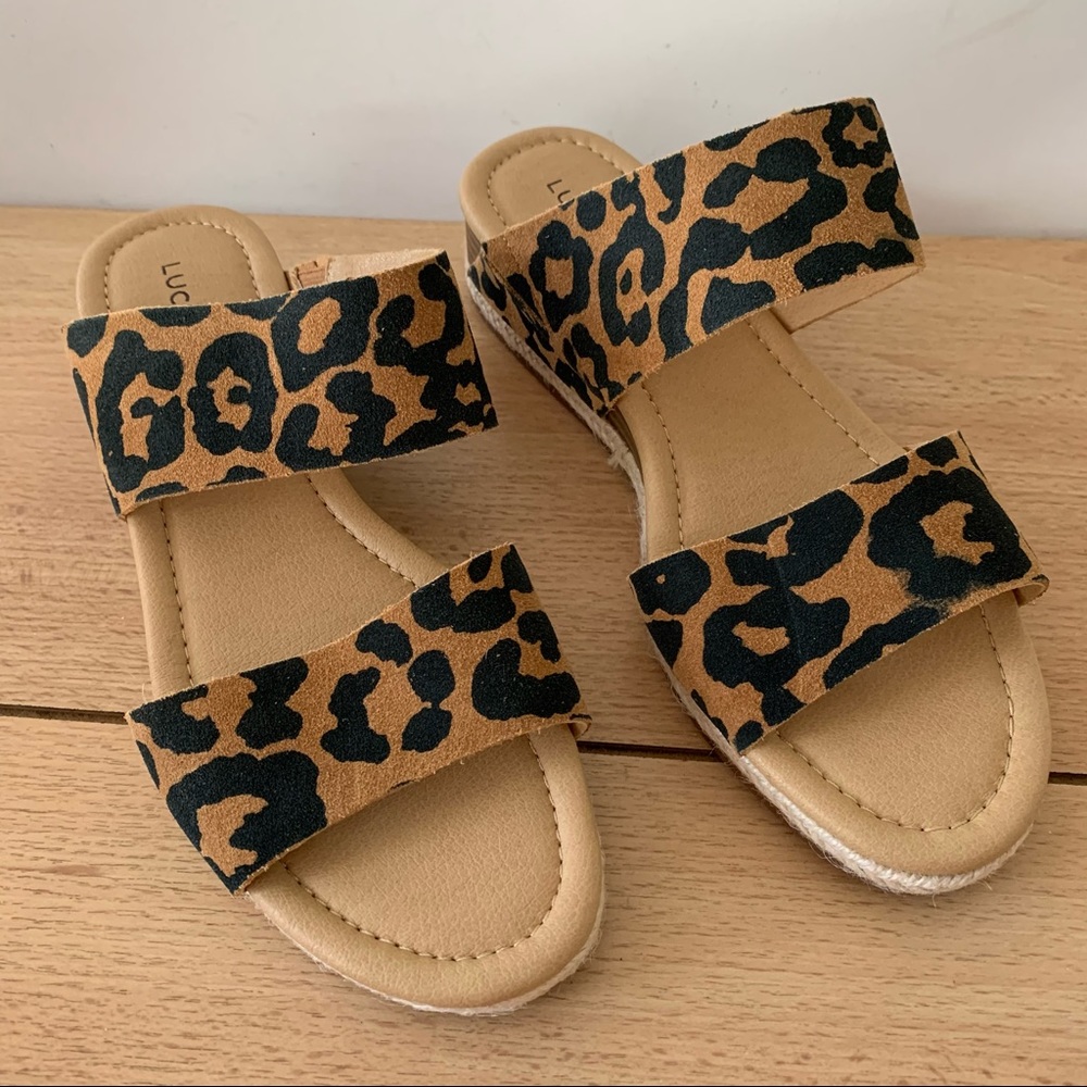 Lucky brand wyntor leopard slide sandal
